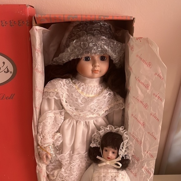 Brinn’s Ruth & Little Girl Dolls - Picture 6 of 12